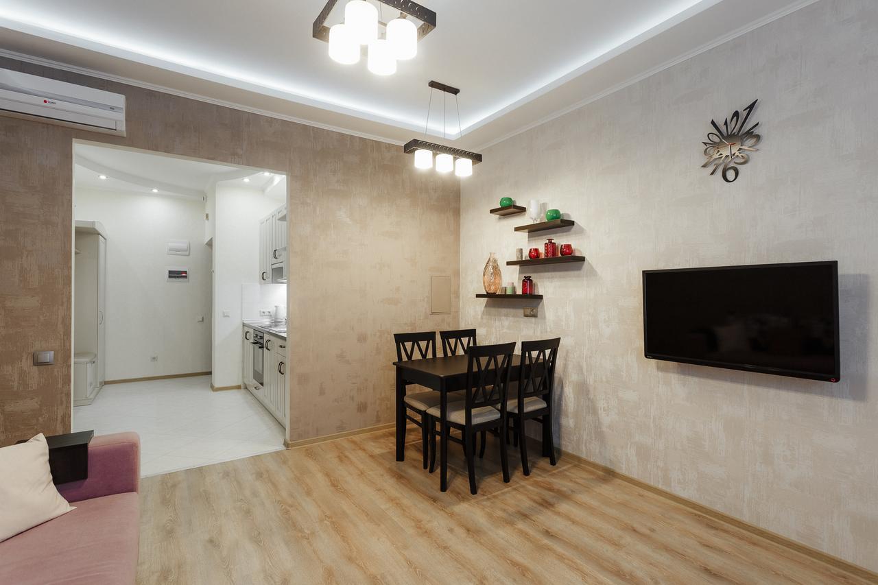 Arcadia Vip-Apartments In Golfstream Odessa Luaran gambar